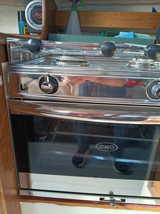 STOVE1.jpg