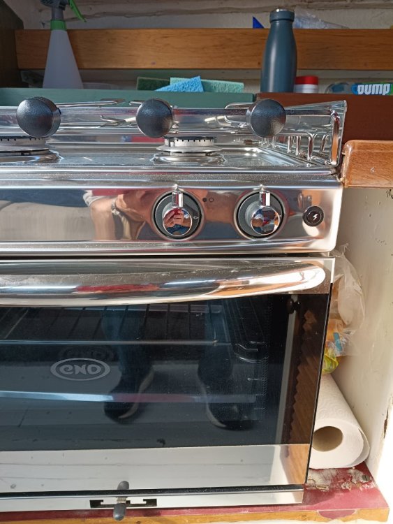 STOVE2.jpg